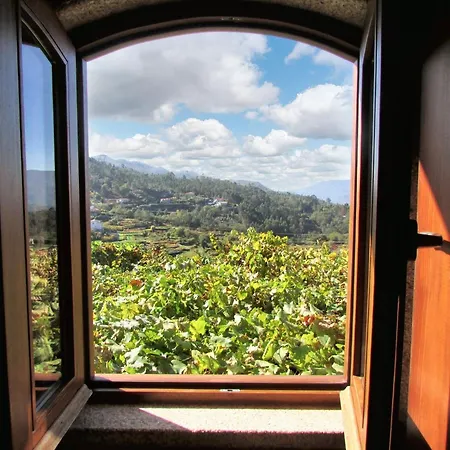 Holiday home Charming House With Fireplace, Mountain View, Ponte Da Barca
